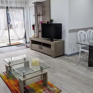  Appartement Domaine De La Griffe - 